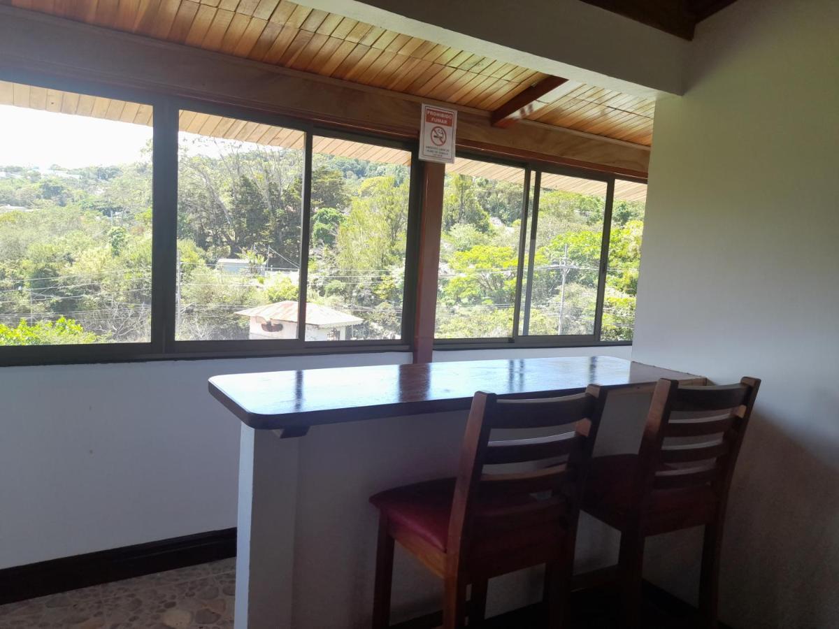 Alisson Hotel Y Restaurant Monteverde Εξωτερικό φωτογραφία